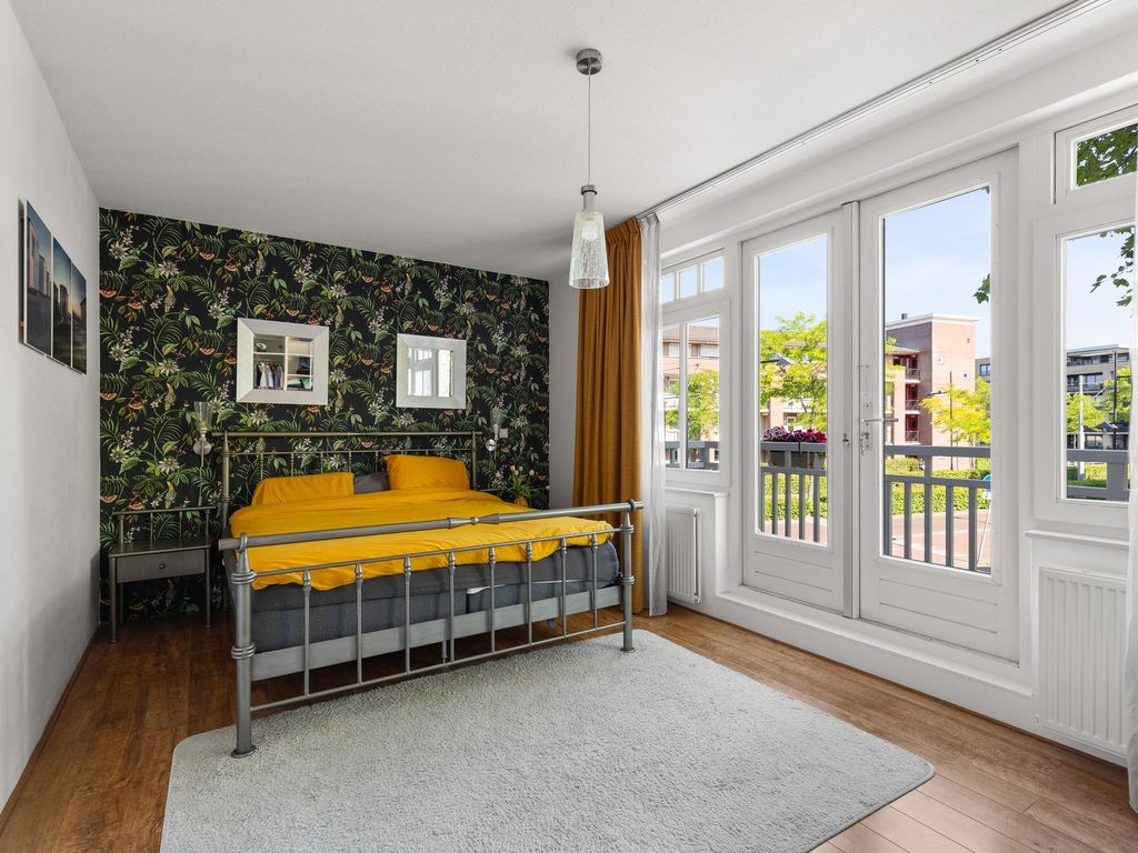 Vrijenburglaan 44, Barendrecht