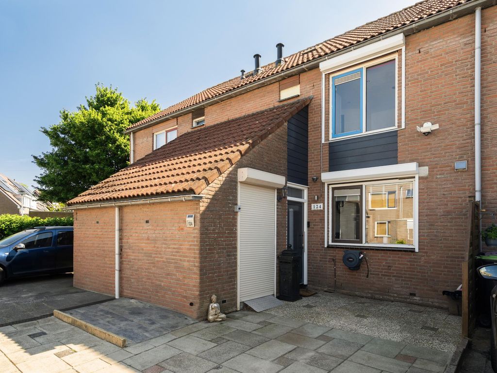 Parelgras 124, Spijkenisse