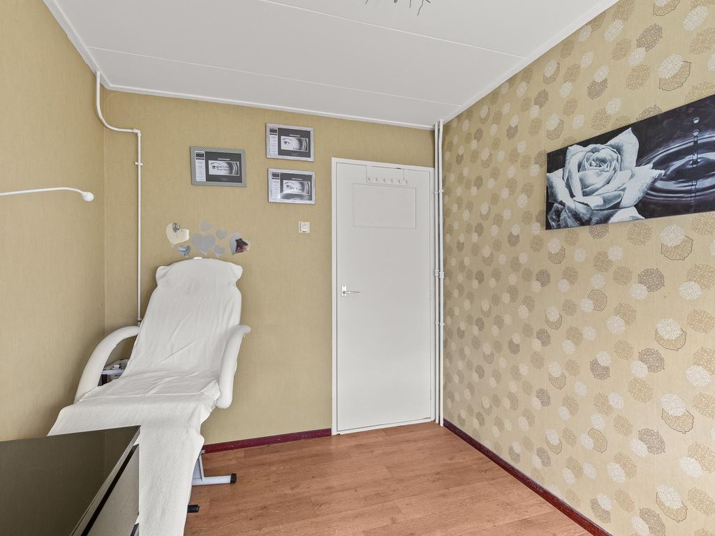 Laafnet 3, Hoogvliet