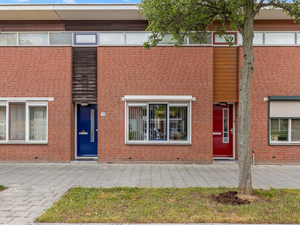 Platte Drogedijk 30, Hoogvliet