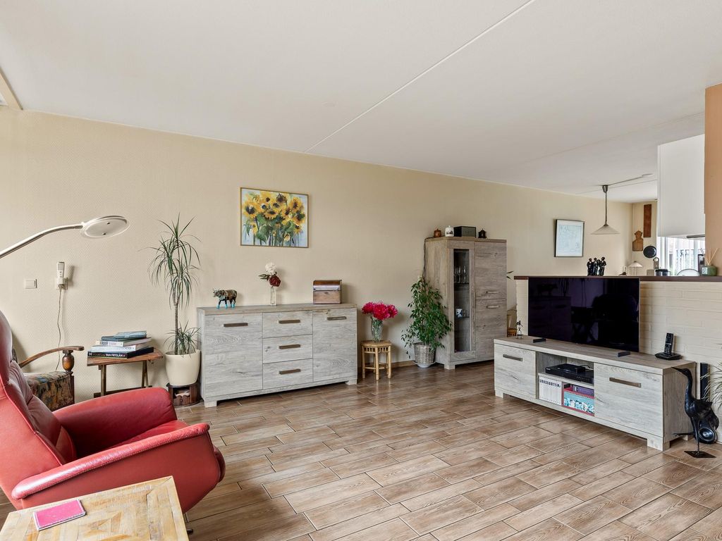 Platte Drogedijk 30, Hoogvliet