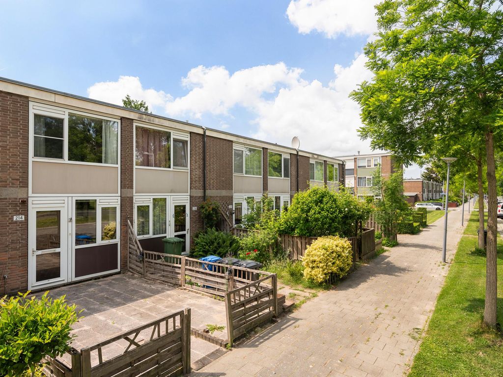 Oudelandseweg 214, Hoogvliet