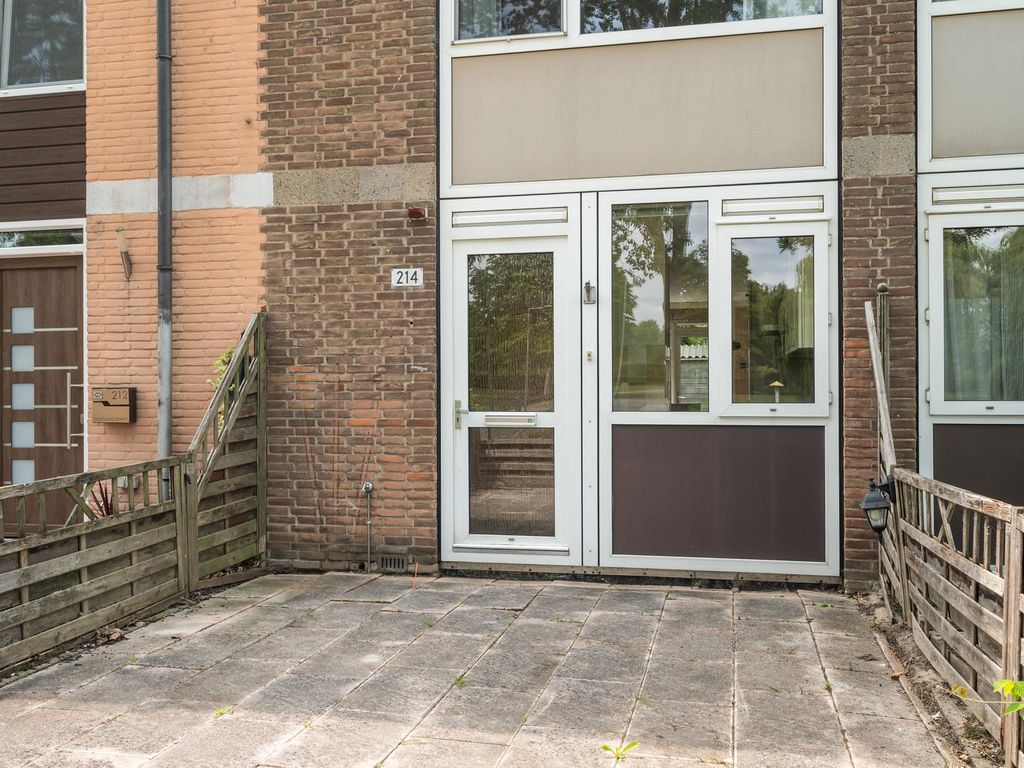 Oudelandseweg 214, Hoogvliet