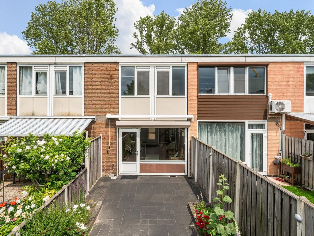 Oudelandseweg 214, Hoogvliet