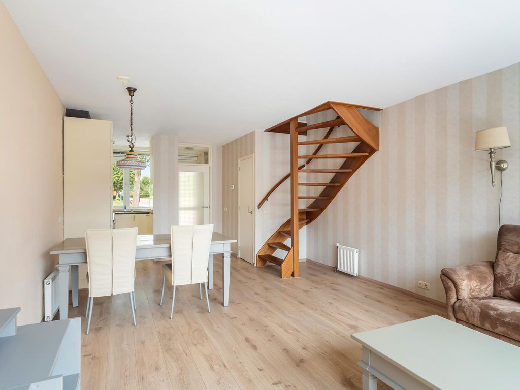 Oudelandseweg 214, Hoogvliet