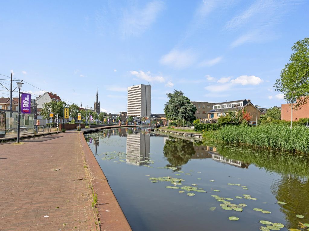 Stationsplein 6A 7, Schiedam