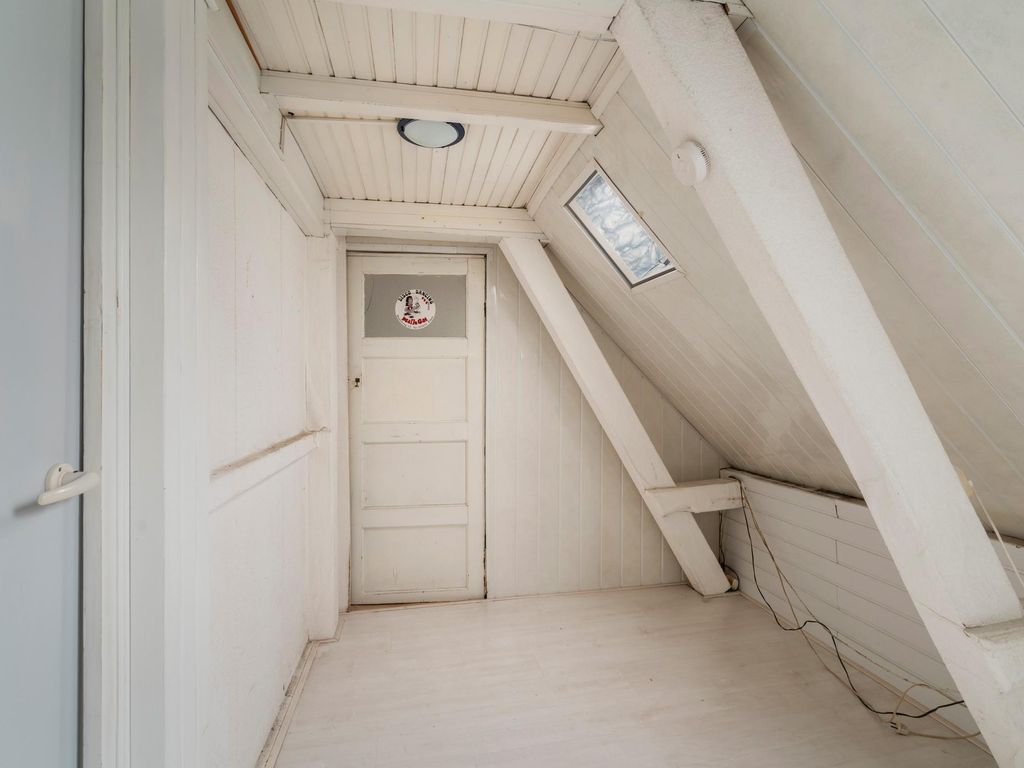 Nieuwedijk 13, Pernis
