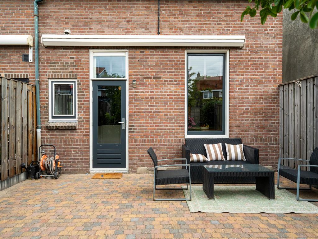 Murraystraat 14, Pernis