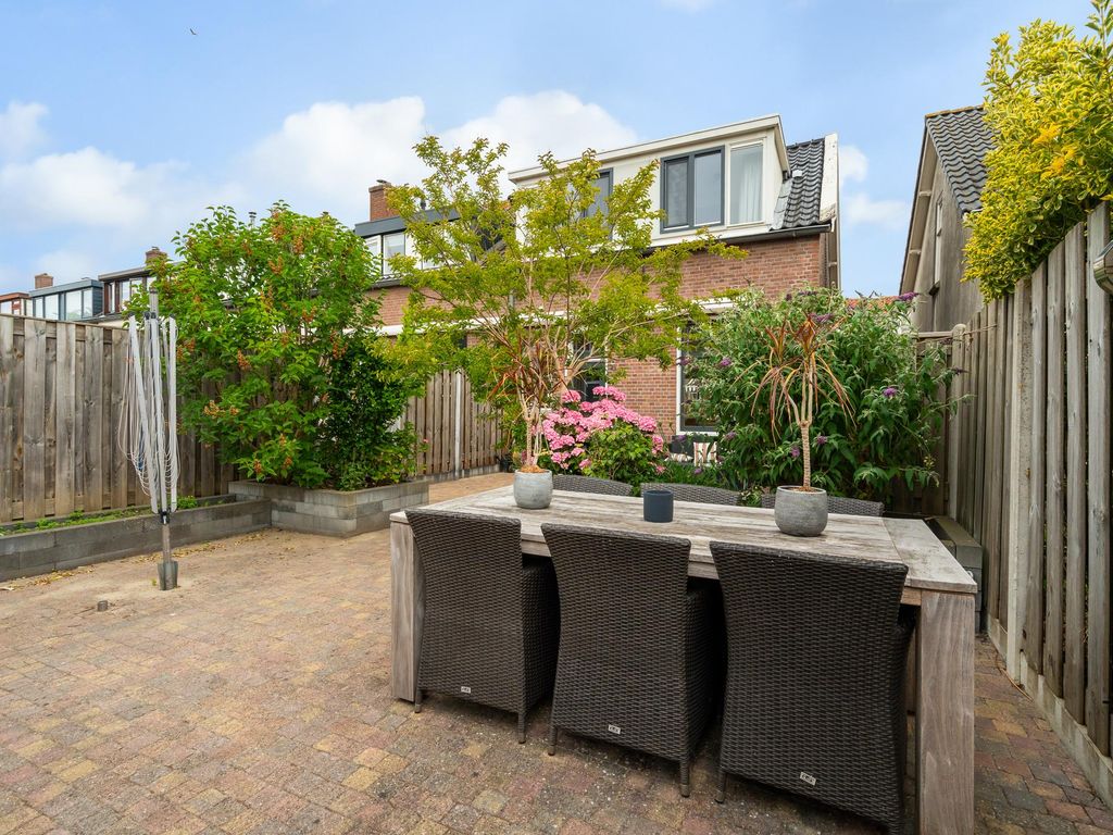 Murraystraat 14, Pernis