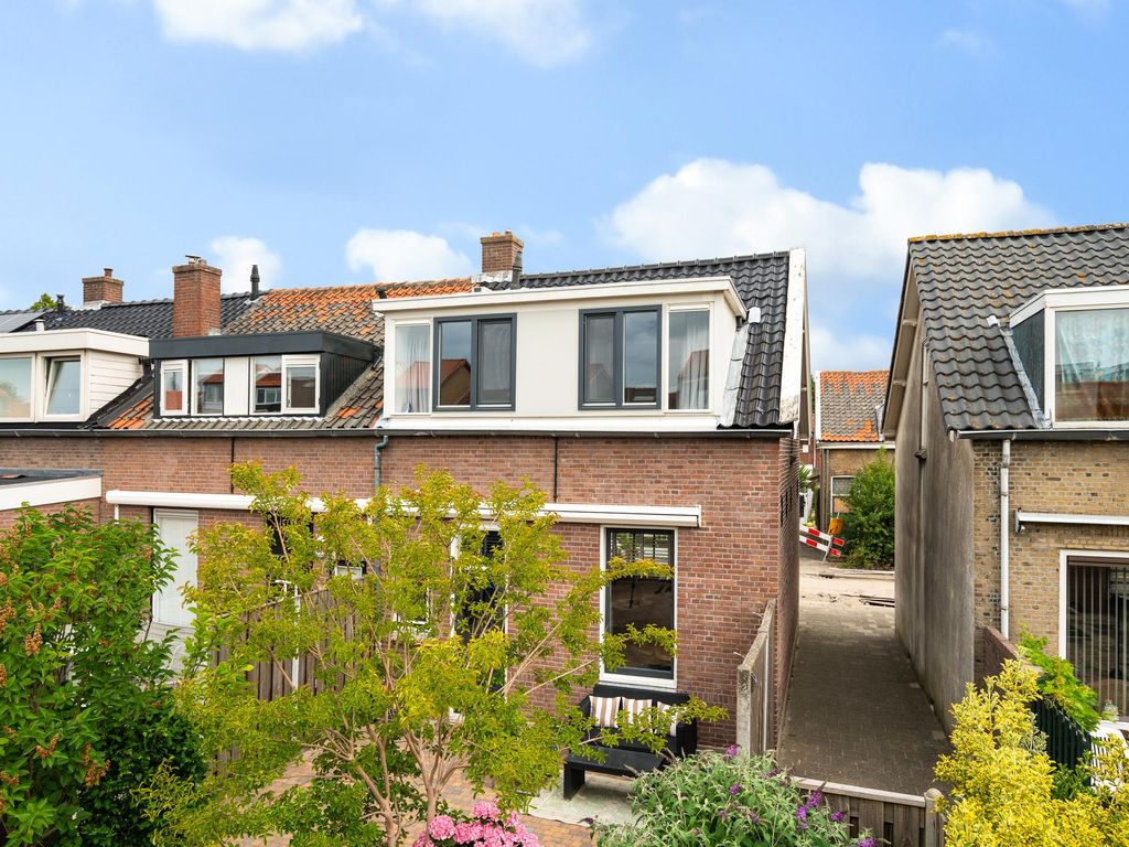 Murraystraat 14, Pernis