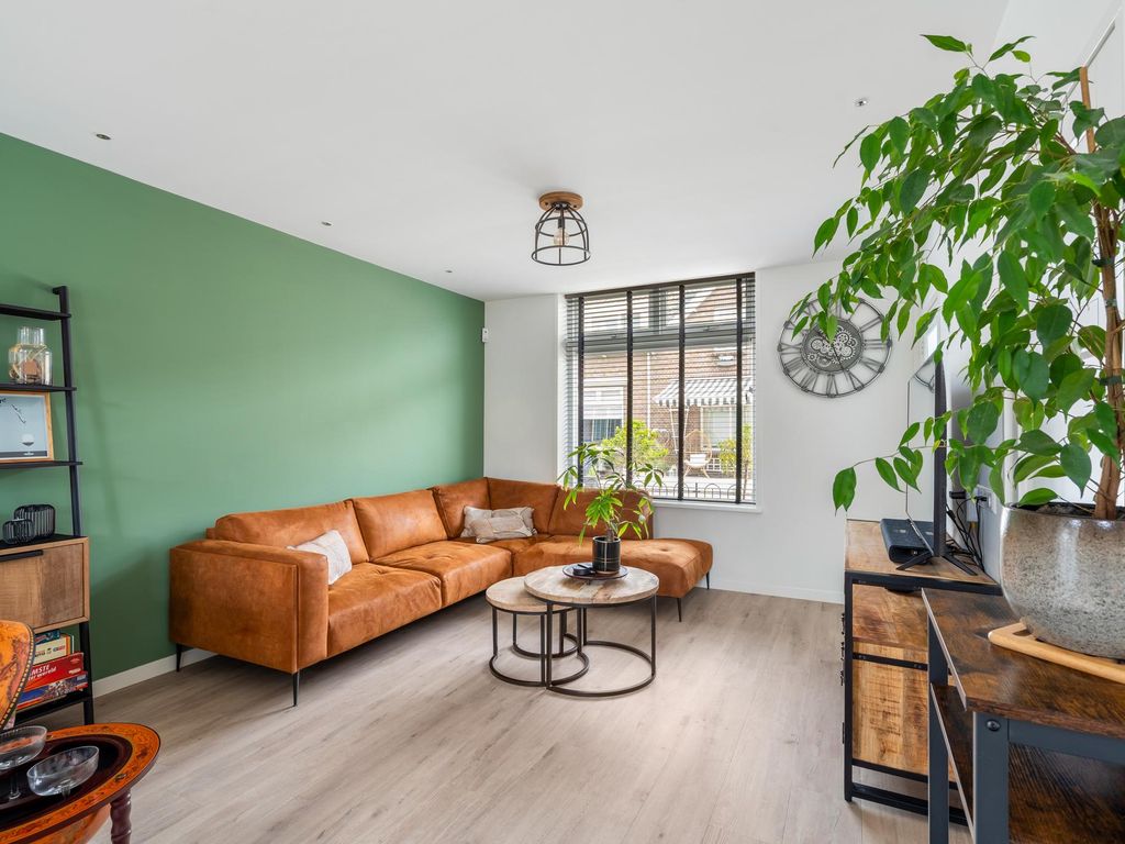 Murraystraat 14, Pernis