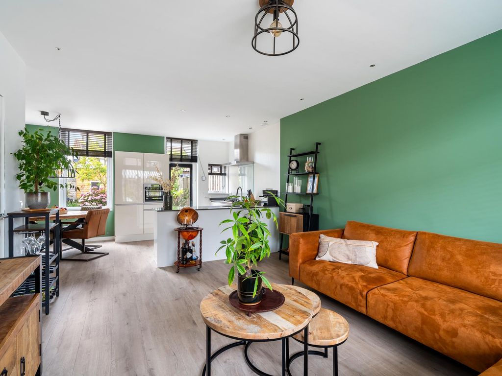 Murraystraat 14, Pernis