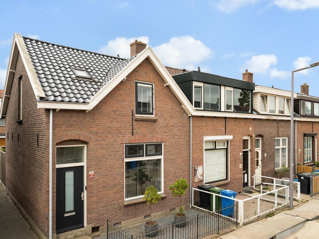 Murraystraat 14, Pernis