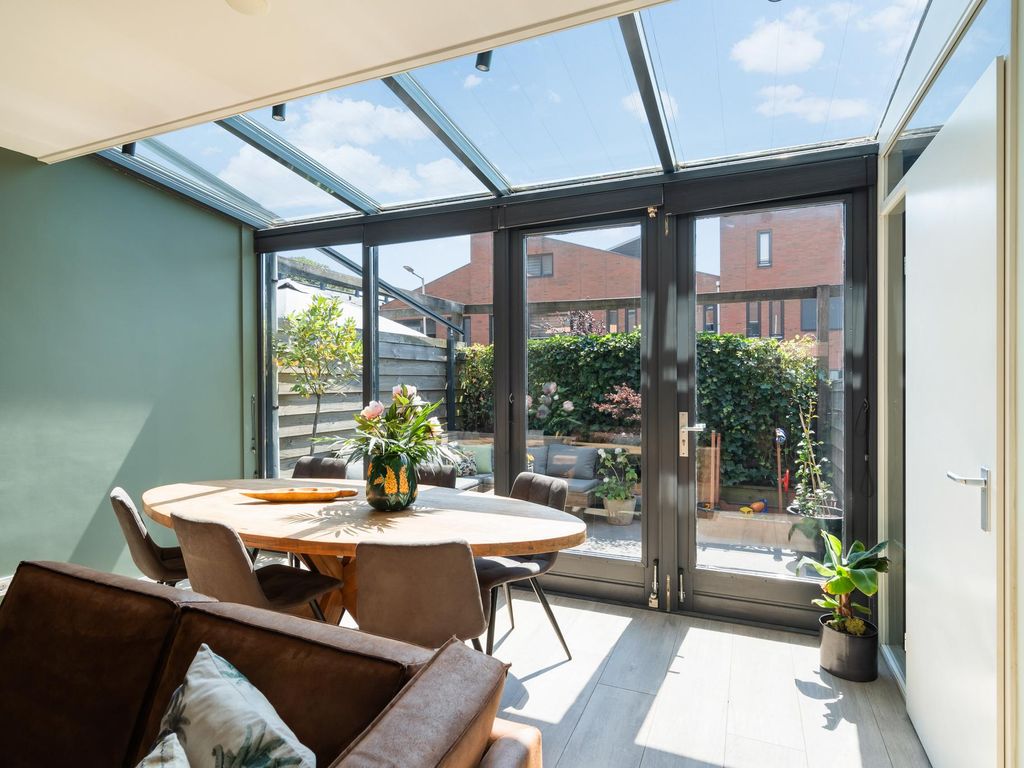 Zellingstraat 23, Pernis