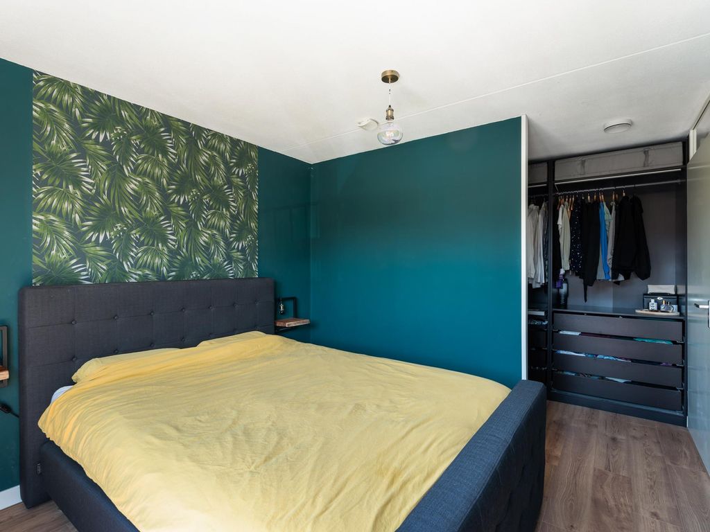 Zellingstraat 23, Pernis