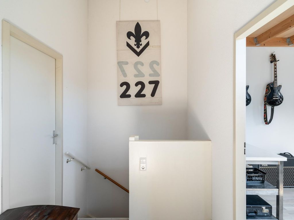 Zellingstraat 23, Pernis