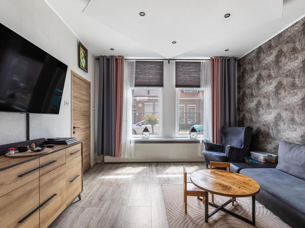 Murraystraat 63, Pernis