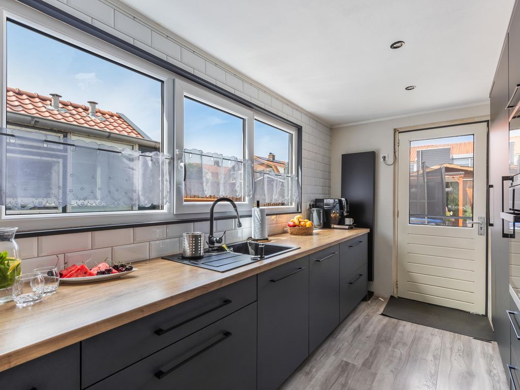Murraystraat 63, Pernis