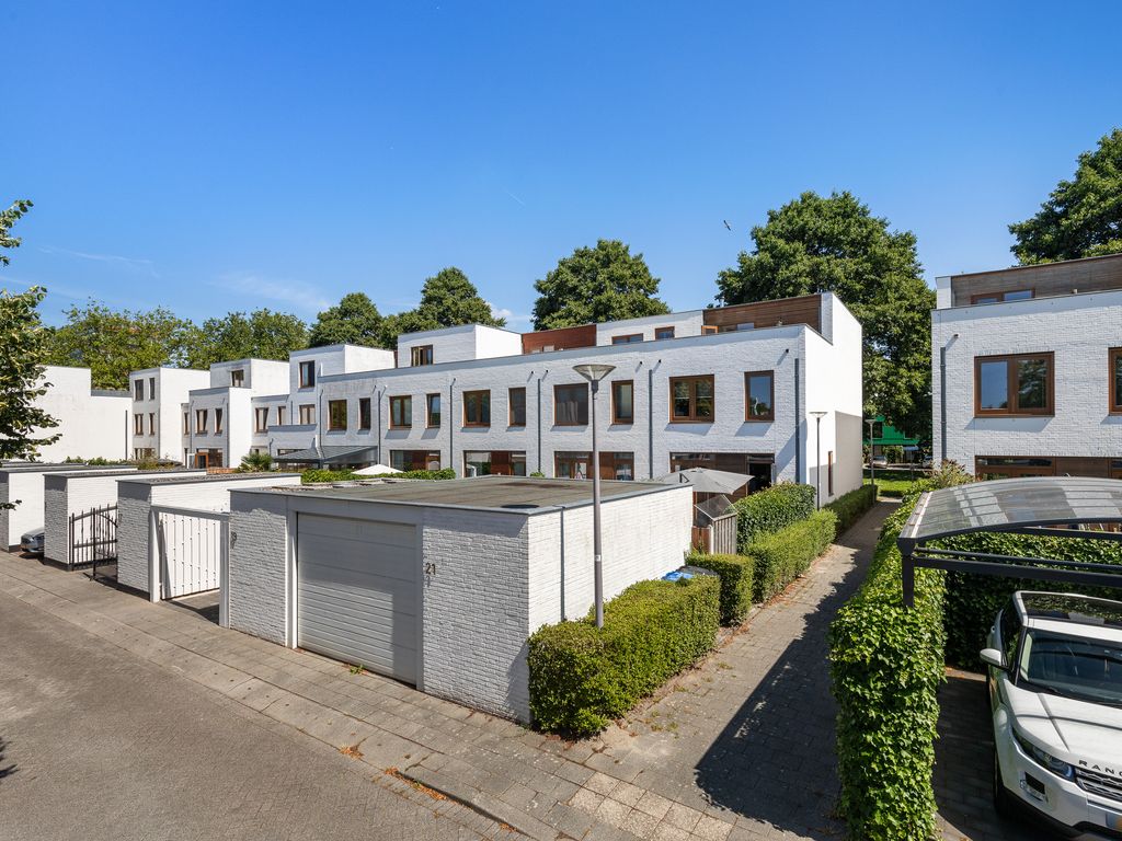 Ruisvoornpad 21, Hoogvliet
