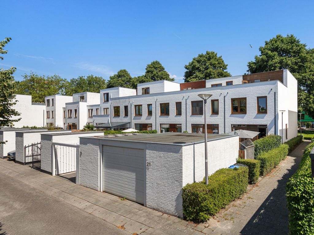 Ruisvoornpad 21, Hoogvliet