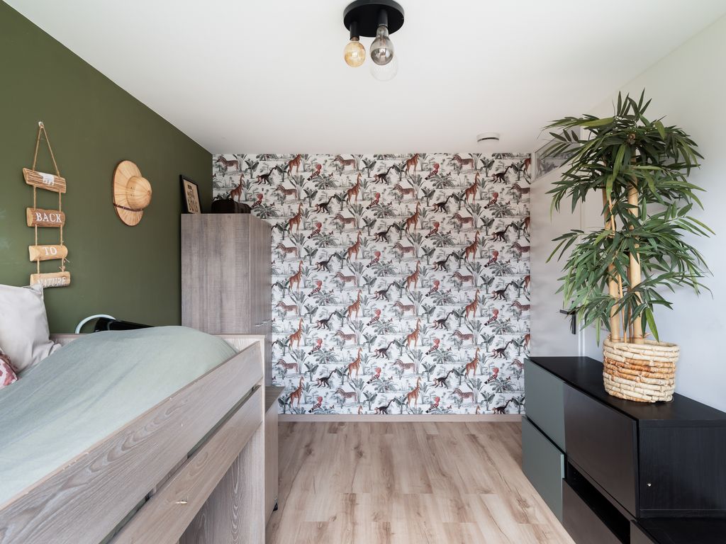 Zellingstraat 84, Pernis