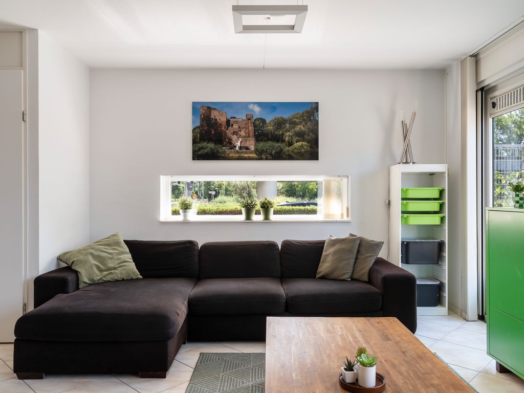 Nieuwe Wetering 54, Hoogvliet