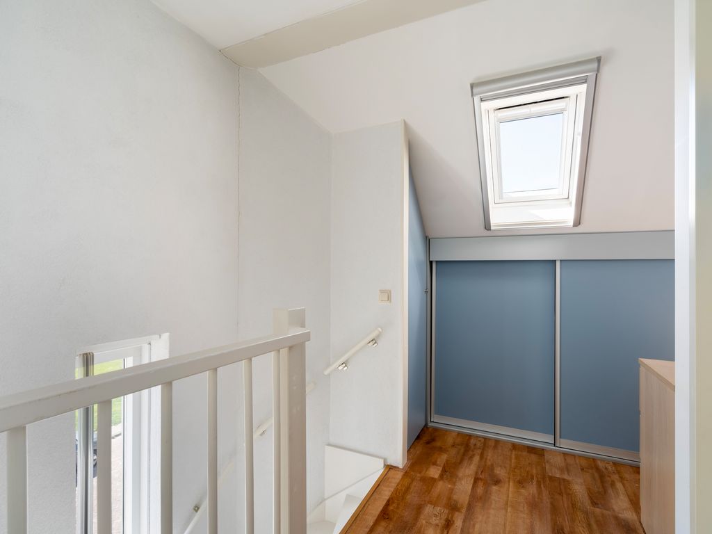 Nieuwe Wetering 54, Hoogvliet