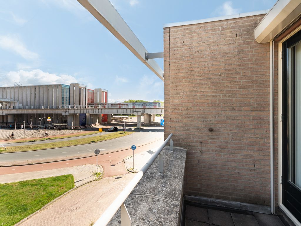 Nieuwe Wetering 54, Hoogvliet