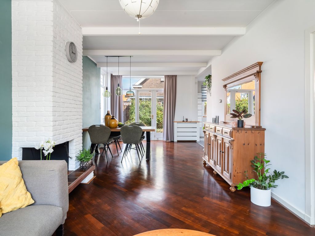 Vroomstraat 4, Pernis