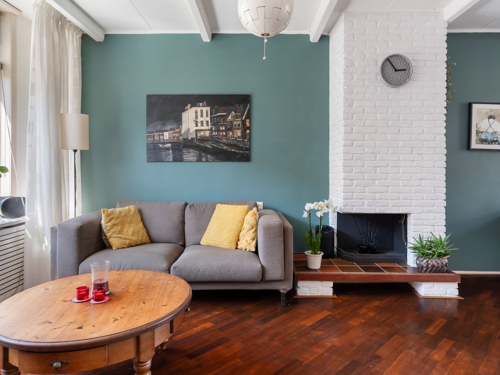 Vroomstraat 4, Pernis