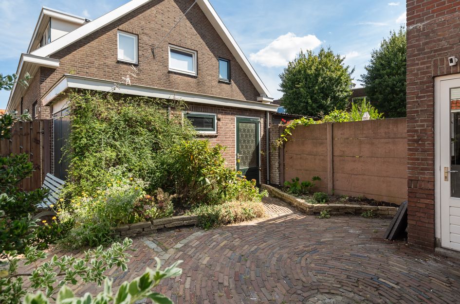 Vroomstraat 4