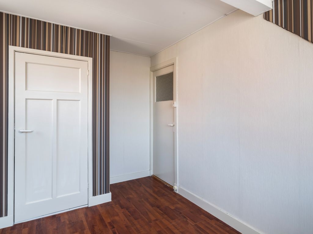 Vroomstraat 4, Pernis