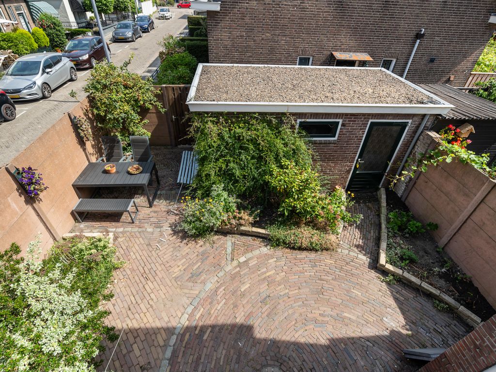 Vroomstraat 4, Pernis