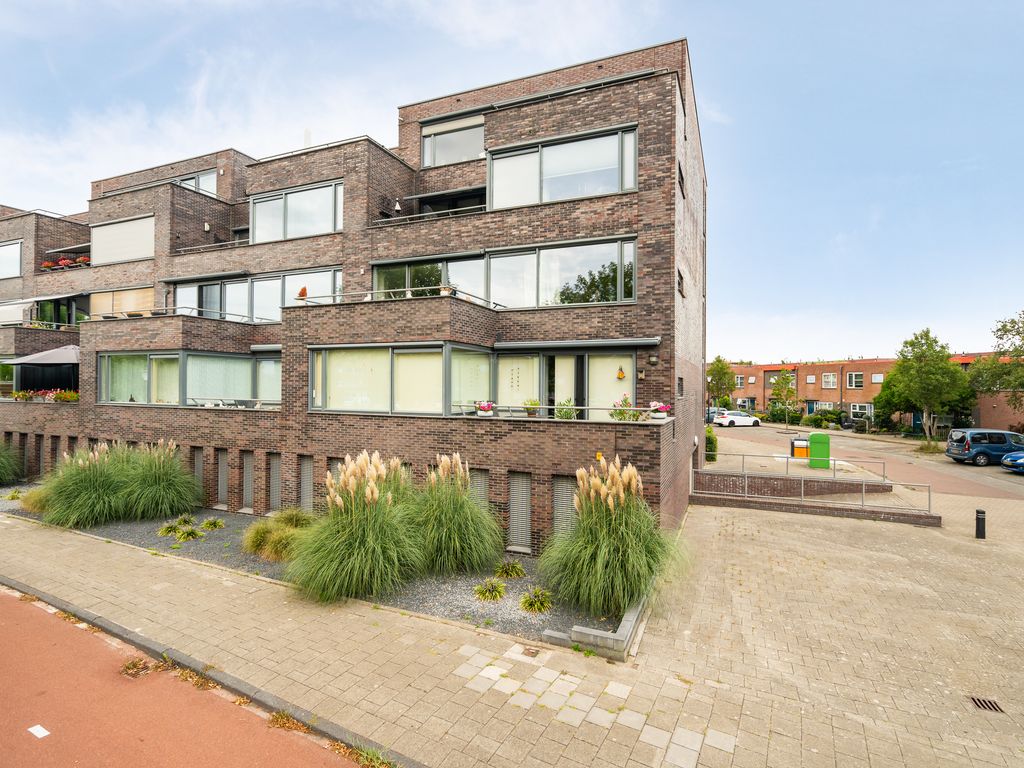 Zuidersingel 68, Barendrecht