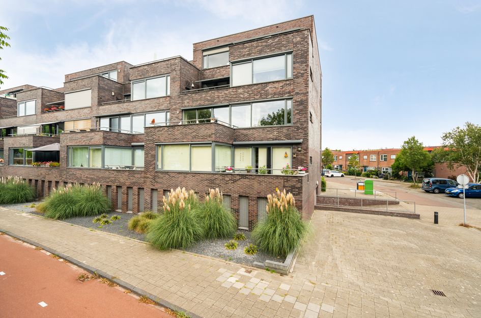 Zuidersingel 68