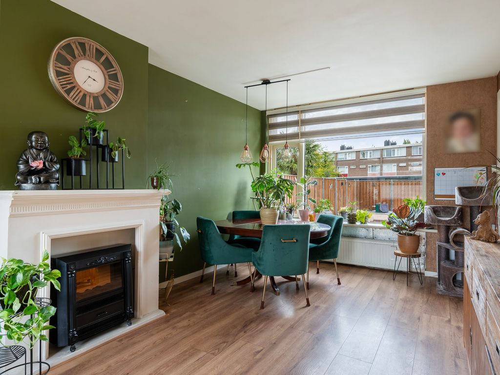 Van Zyll de Jongstraat 86, Pernis