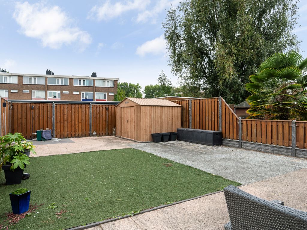 Van Zyll de Jongstraat 86, Pernis