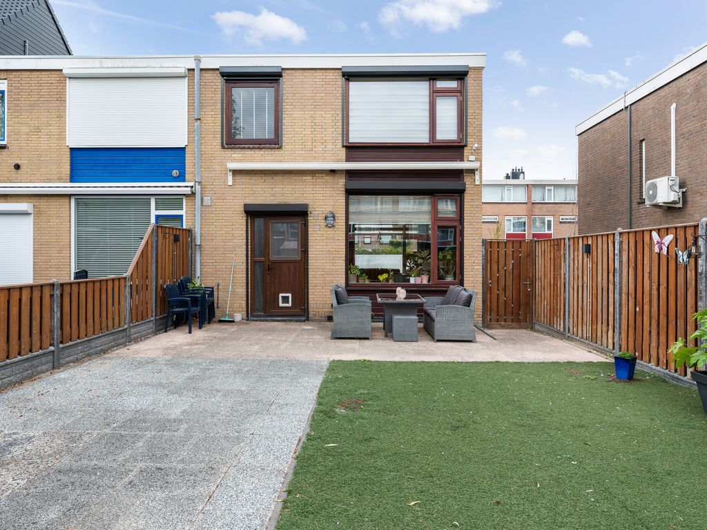 Van Zyll de Jongstraat 86, Pernis