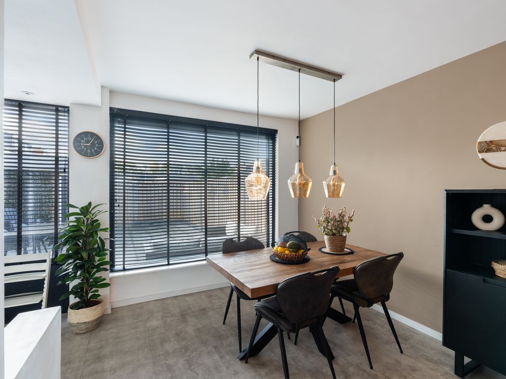 Moerbeistraat 7, Spijkenisse