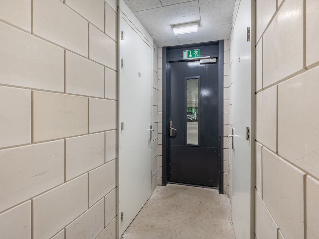 Keizersmantelweg 231, Hoogvliet