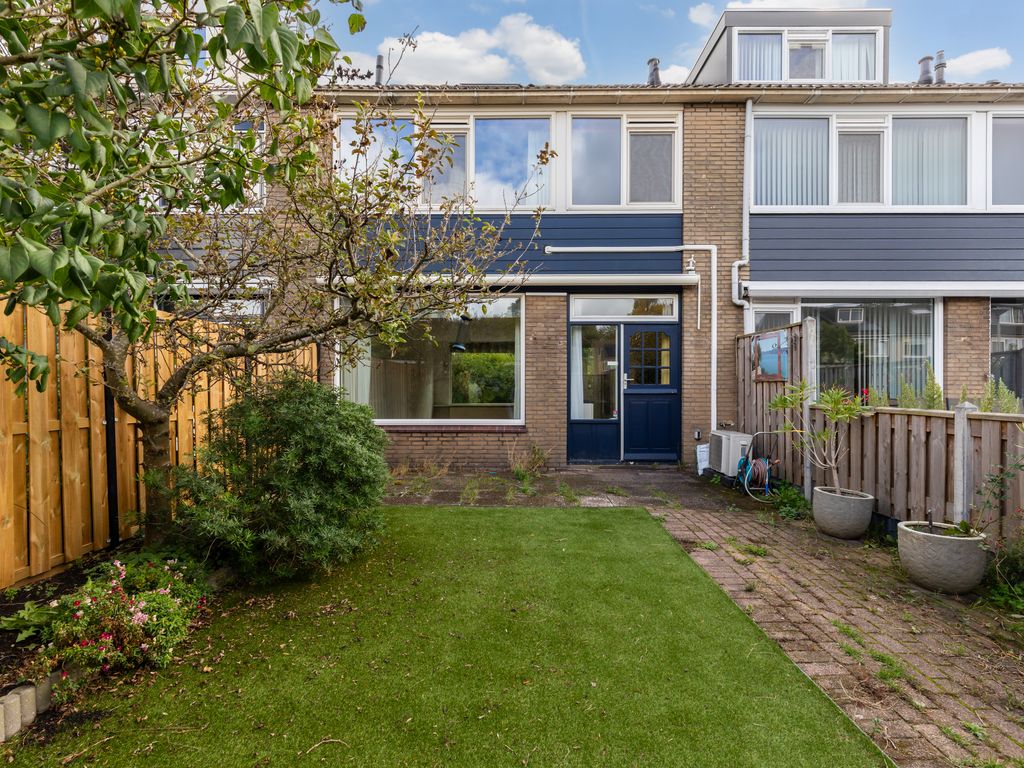 Joop Westerweelpad 18, Hoogvliet