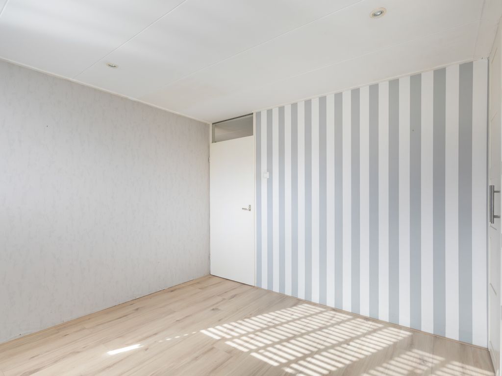Joop Westerweelpad 18, Hoogvliet