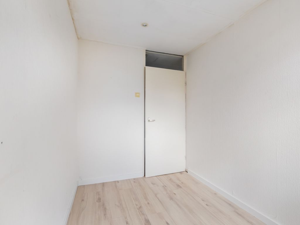Joop Westerweelpad 18, Hoogvliet