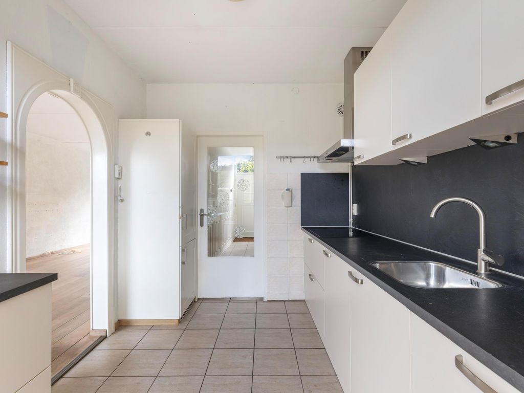 Joop Westerweelpad 18, Hoogvliet