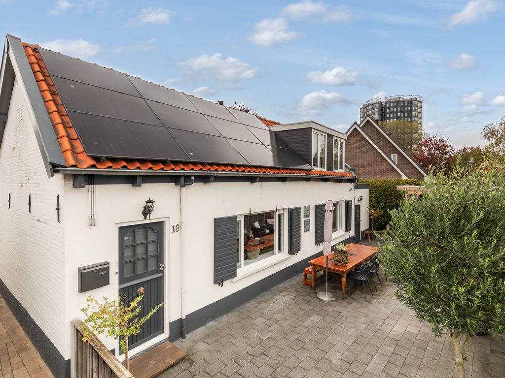 Pernisser Molenweg 18, Pernis