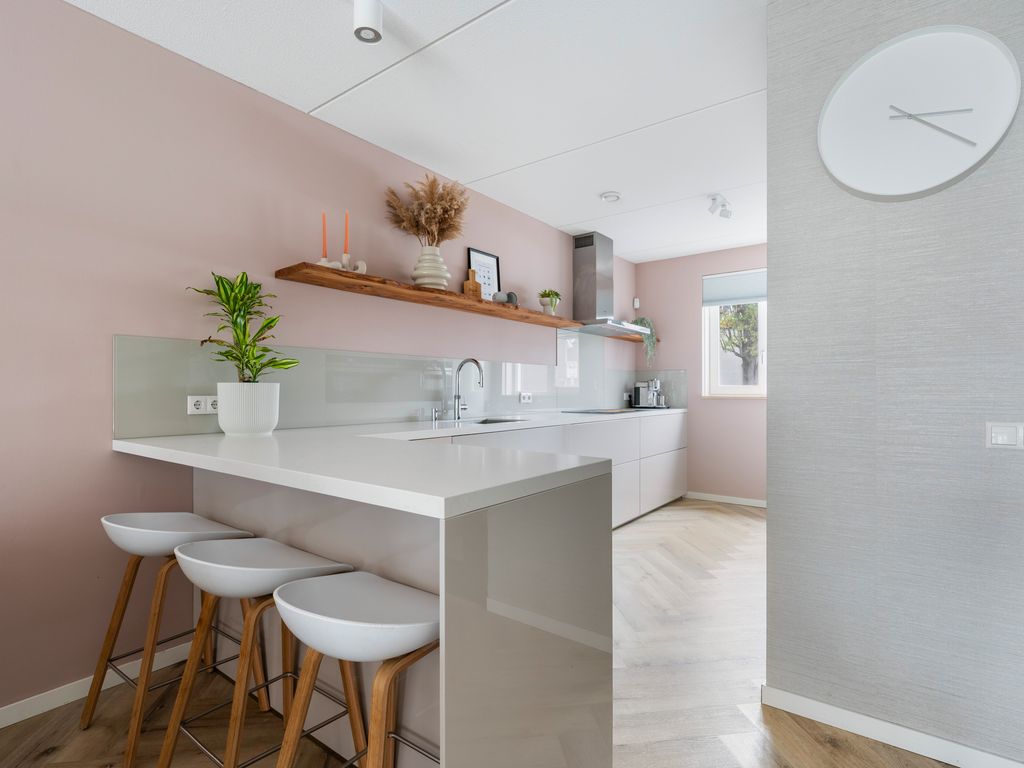 Parelvissersstraat 30, Hoogvliet