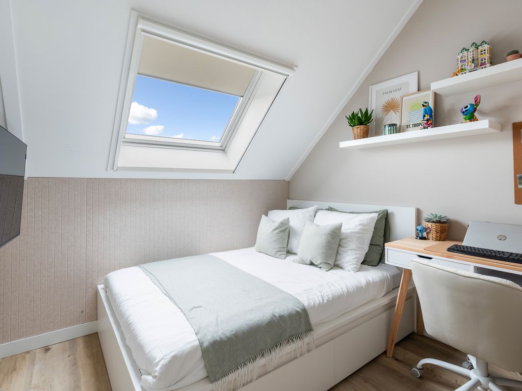 Parelvissersstraat 30, Hoogvliet