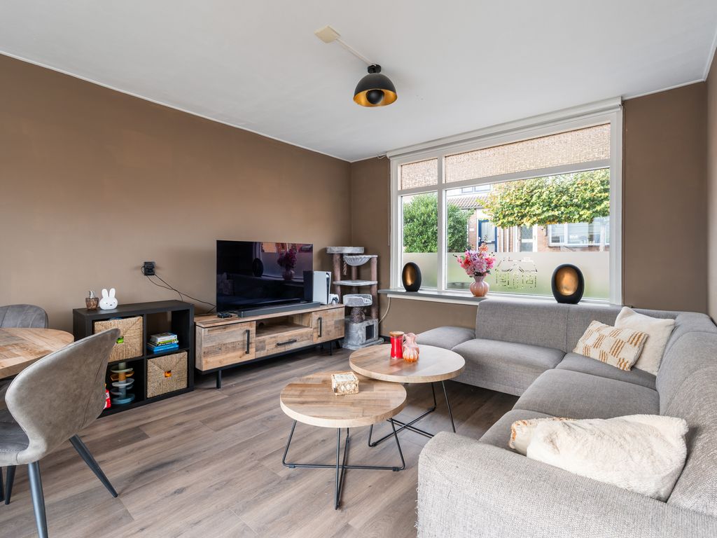 Pastoriedijk 488, Pernis