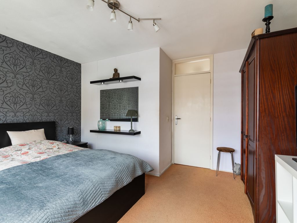 Sagiusstraat 72, Pernis