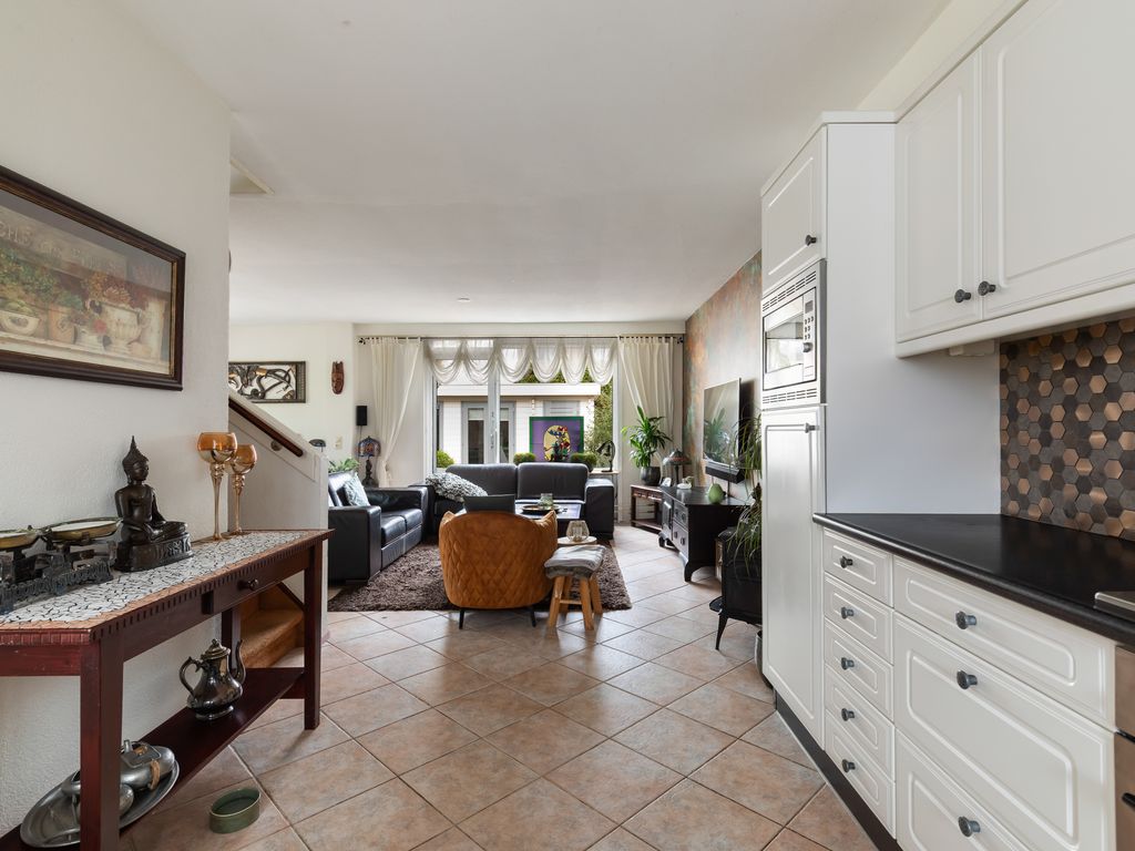 Sagiusstraat 72, Pernis